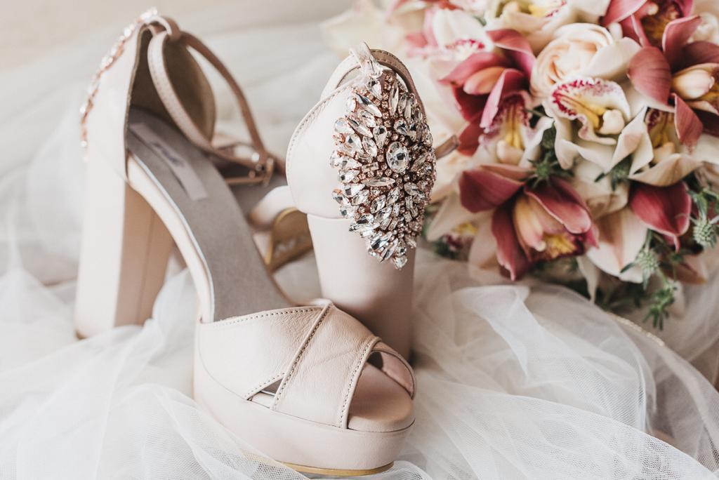 CÓMO ELEGIR TUS ZAPATOS DE BODA