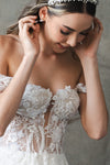 Vestido-de-novia-con-brillo-estilo-princesa-mangas-caidas-corse-a-medida