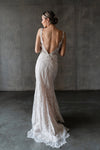 Vestido-de-novia-de-encaje-estilo-sirena-escote-en-V-3