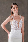 vestdo-de-novia-estilo-sirena-en tela-lisa-con encaje-escote-en-v-1