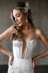 vestido-de-novia-estilo-sirena-con-escote-delantero-tela-lisa-corse-alma-5