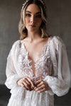 vestio-de-novia-estilo-boh-bohochic-encaje-escote-en-la-espalda-destapada-Lara-3